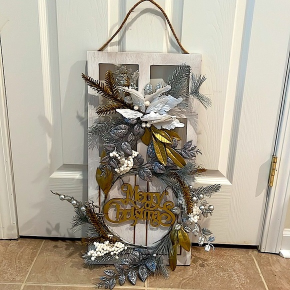 Merry Christmas Wooden Window Frame Wall Decor Sign - Picture 3 of 10